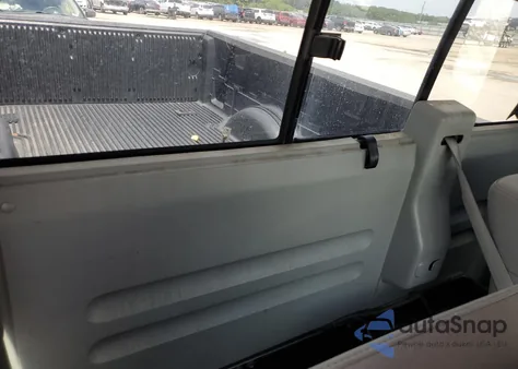 2006 Ford F150 from USA, damaged, VIN 1FTRF12W06NB73865